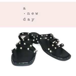A New Day Hollis Black Sandals With Pearl Style Studs Size 9.5